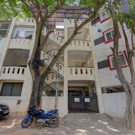 B Cube Hostel Bangalore Ngoại thất bức ảnh